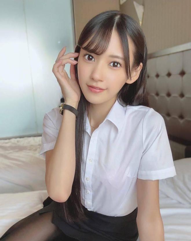 后更惹火纯欲美女青春性感好身材麻将胡了网址新人-八挂海成人式(图4)