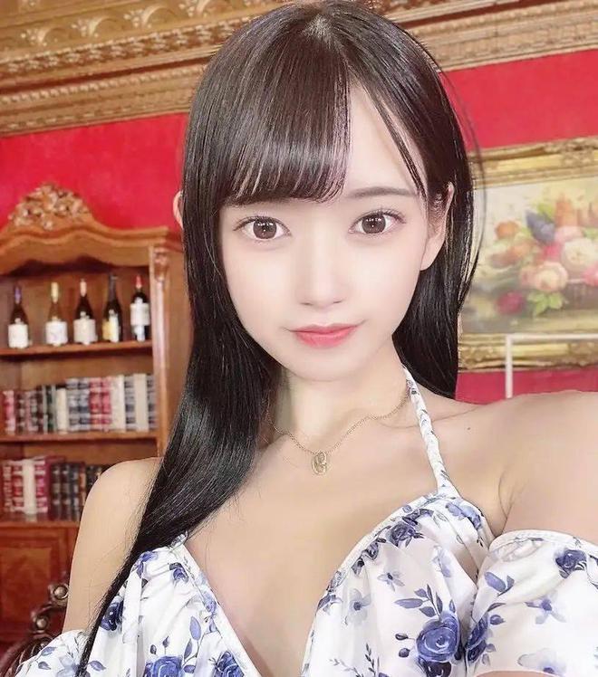 后更惹火纯欲美女青春性感好身材麻将胡了网址新人-八挂海成人式(图3)